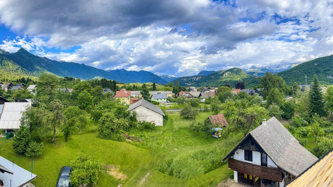 Апартаменты Apartma Petra Ravnik - Wanderer'S Hut Бохинь Экстерьер фото